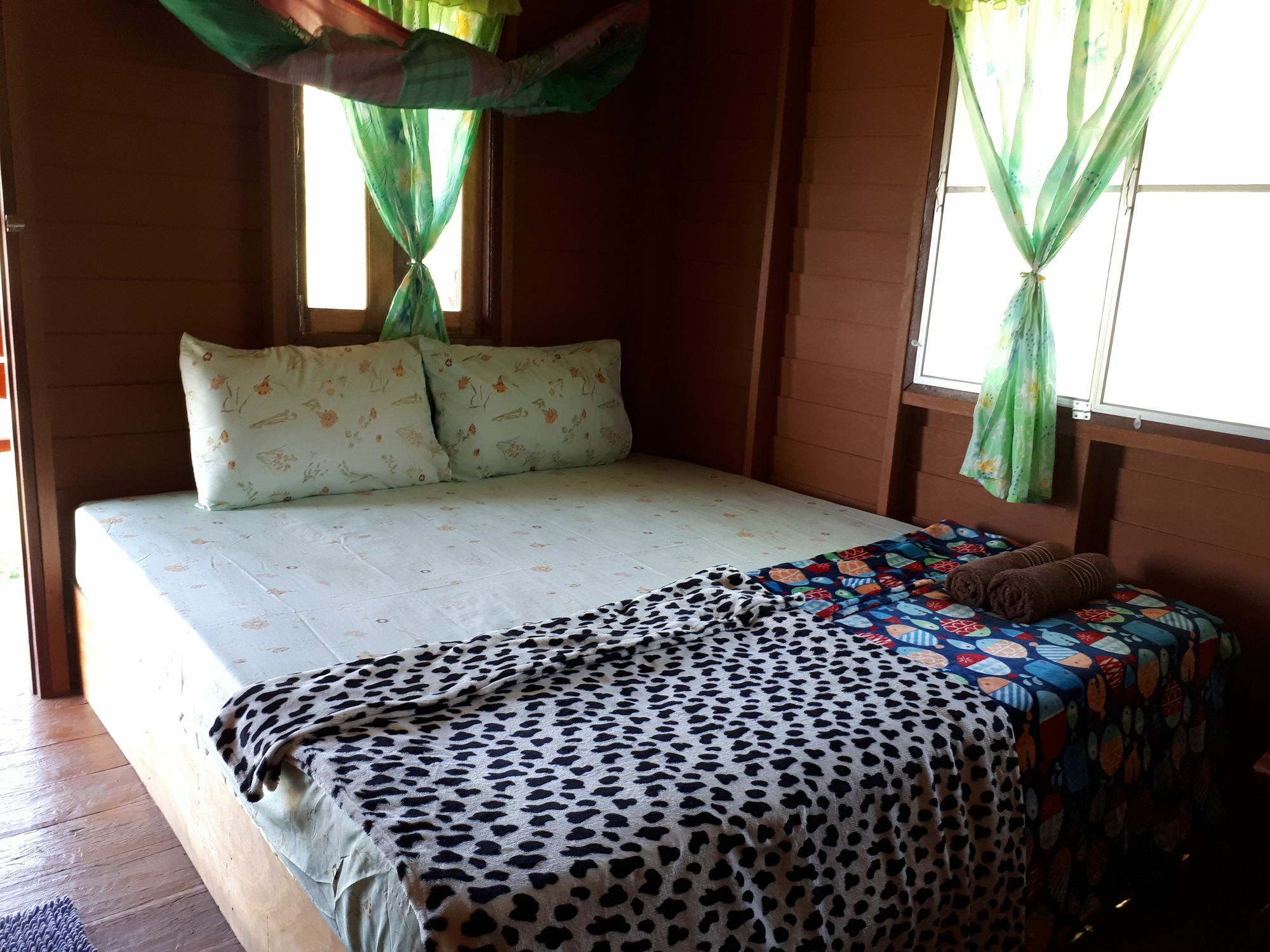 Lungcha Homestay Sam Roi Yot Buitenkant foto